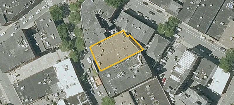 261 Elm St