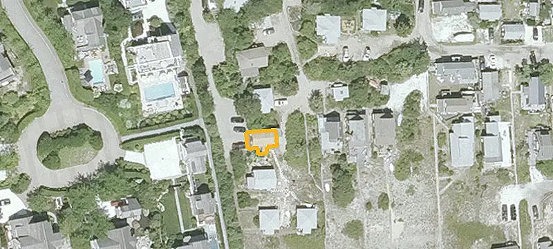 857 Commercial St