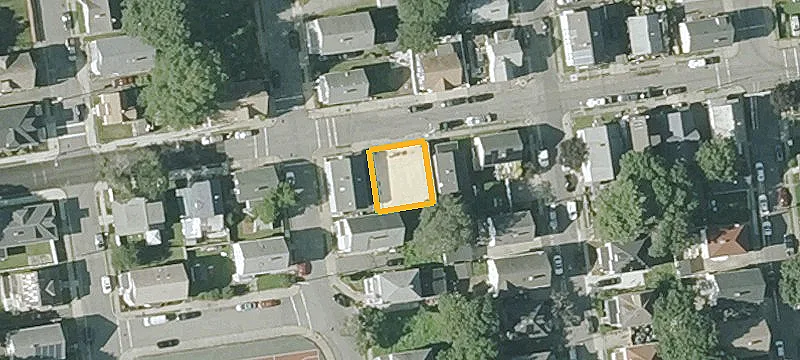 416 Elm St