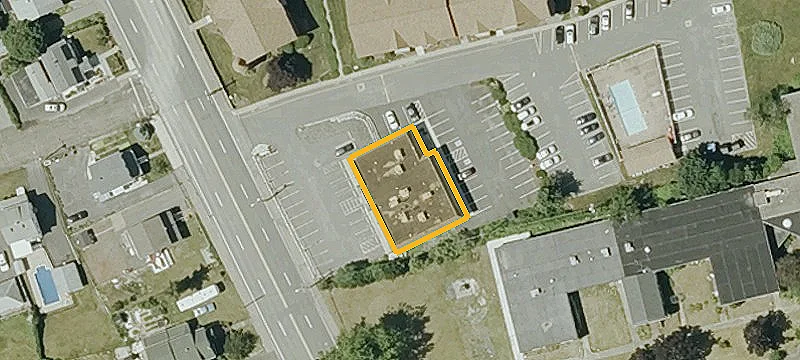 999 Main St