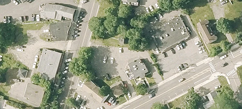 925 Main St