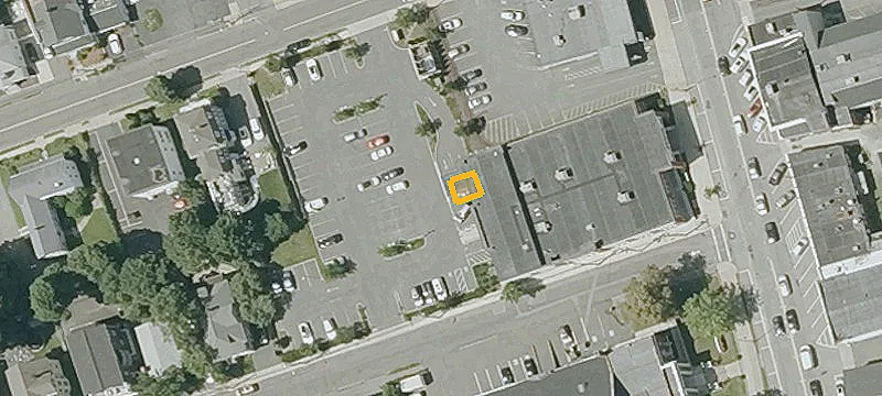 451 Main St