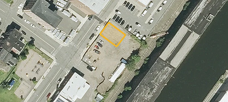 5 Essex St