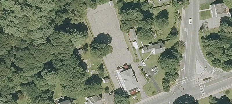 440 Webster St