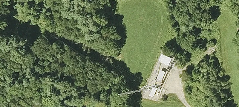 273 Charlton Rd