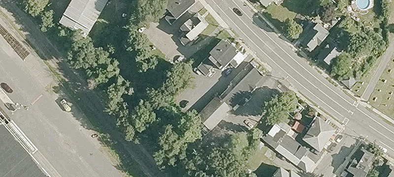319 Lancaster St