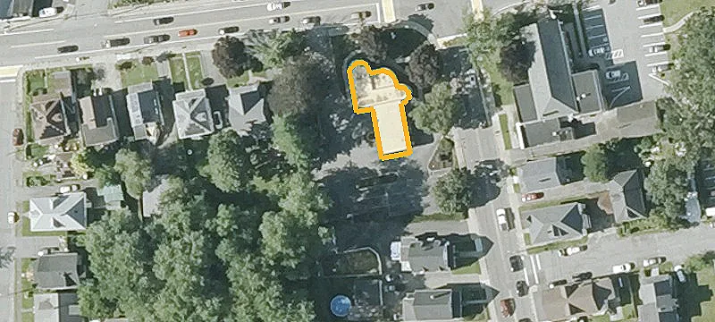 112 Main St