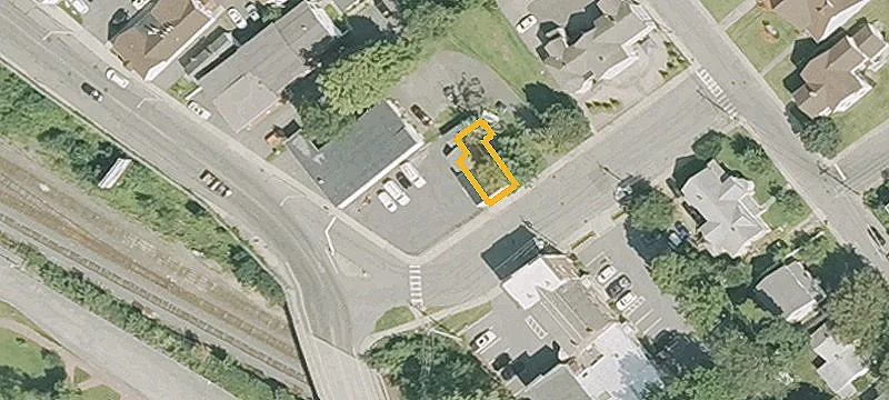1317 Main St