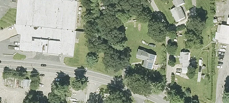 52 Hopkinton Rd