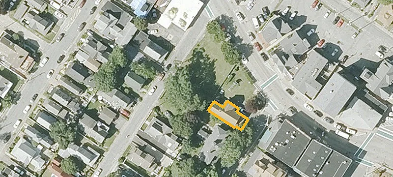 4 Pleasant St