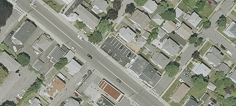 3 Ellington Rd