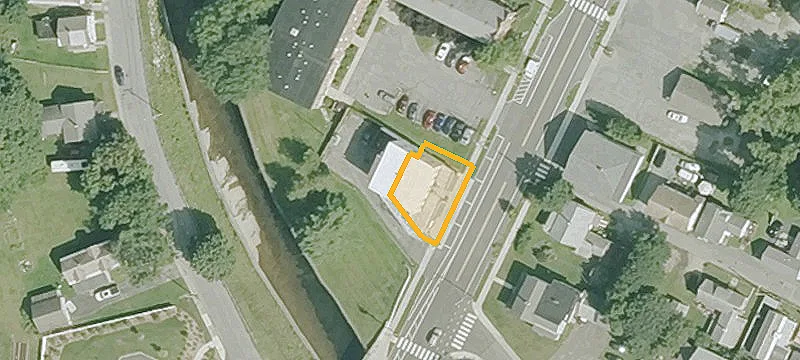 77 Commercial St