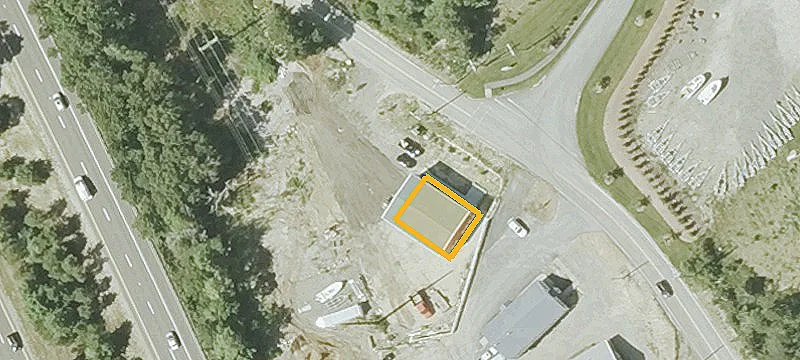 114 Hedges Pond Rd