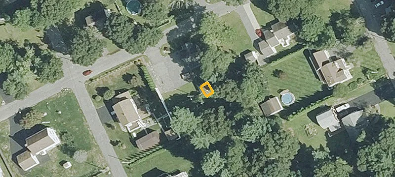 8 Fairbanks Ave