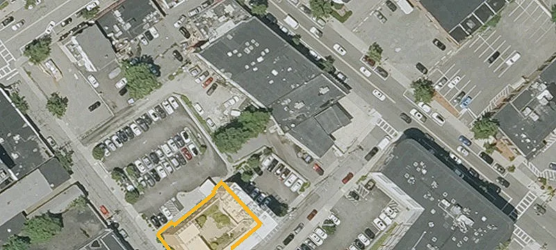 425 Hancock St