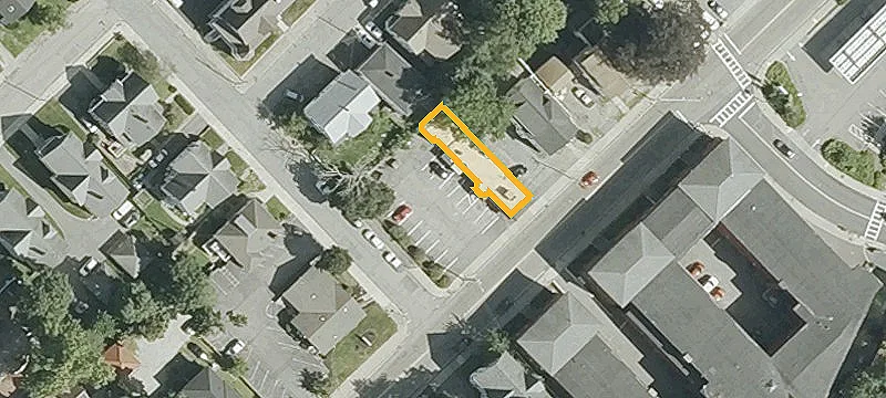 99 County St