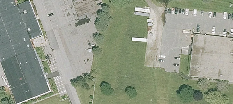 24-R Henry Graf Junior Rd