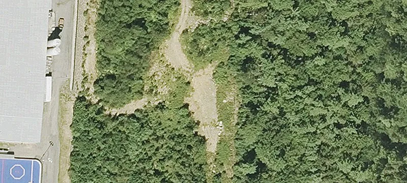 63 Commercial Dr