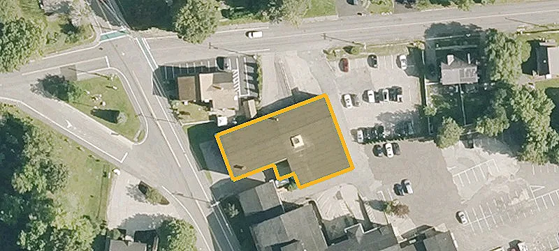 4 Whitins Rd