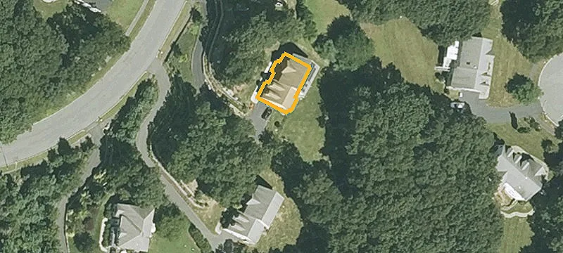100 Kuniholm Dr