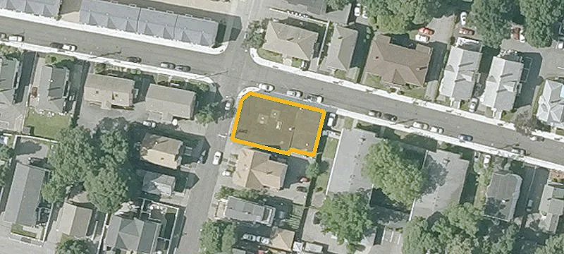 136 Lowell St