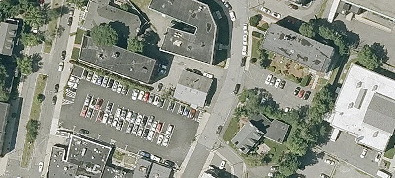 16 Bradlee Rd