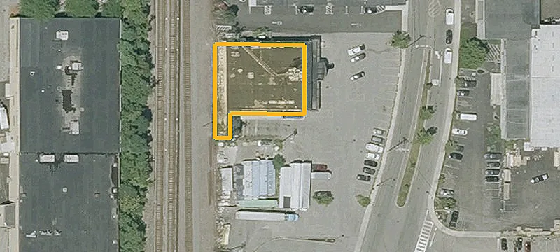 339 Commercial St