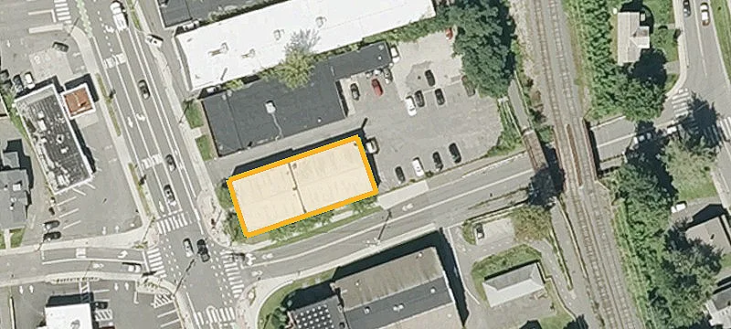 135 King St