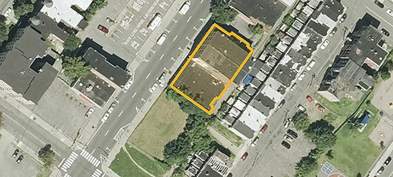 490 High St