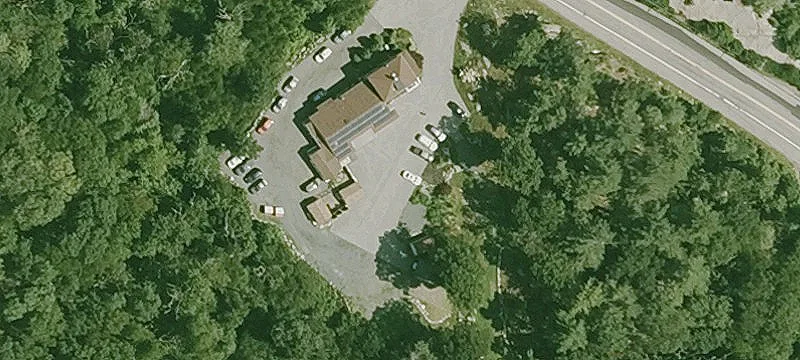 462 Essex Ave