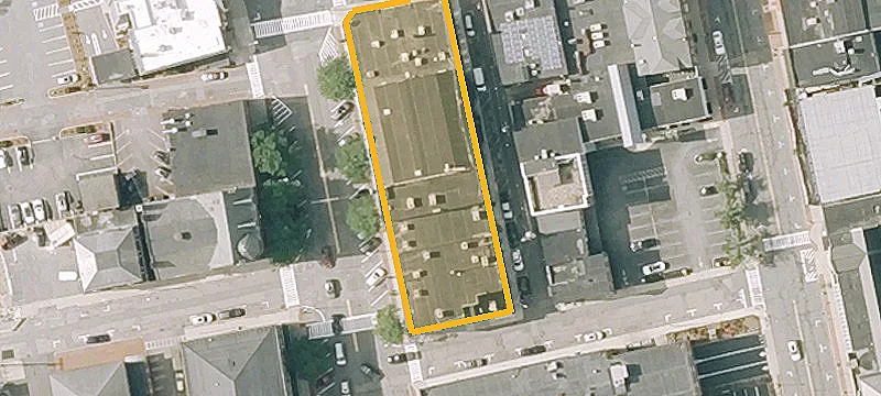 18 Main St