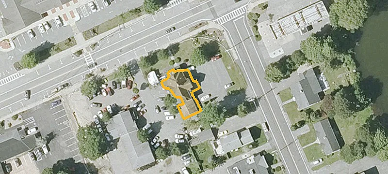 240 Main St