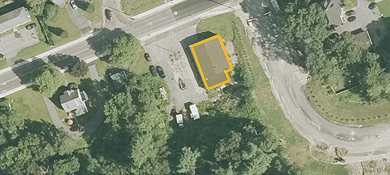 121 Main St