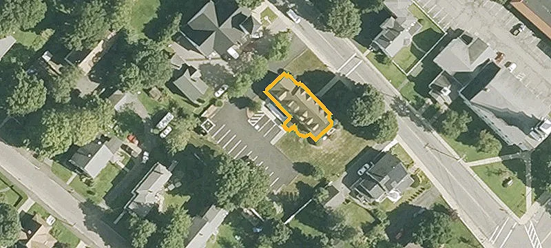 8 Church St