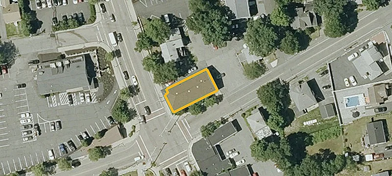 1065 Main St