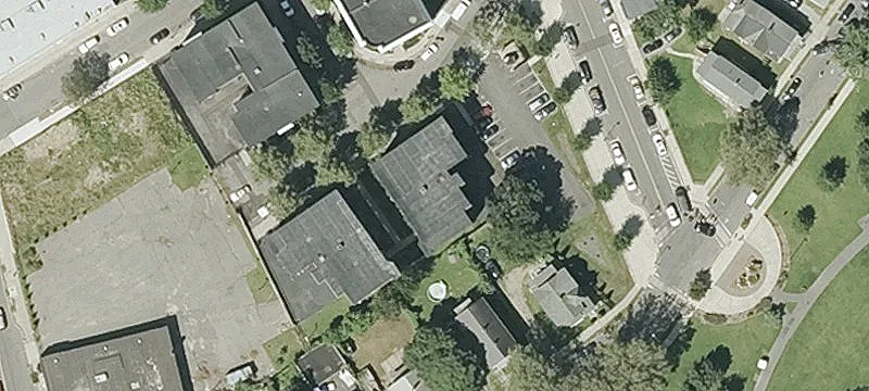 31-35 Oswego St