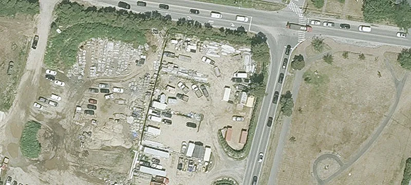 1 Airport Rd