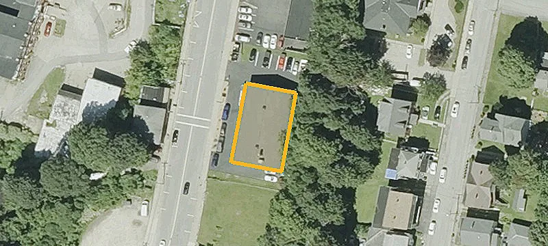580 Main St
