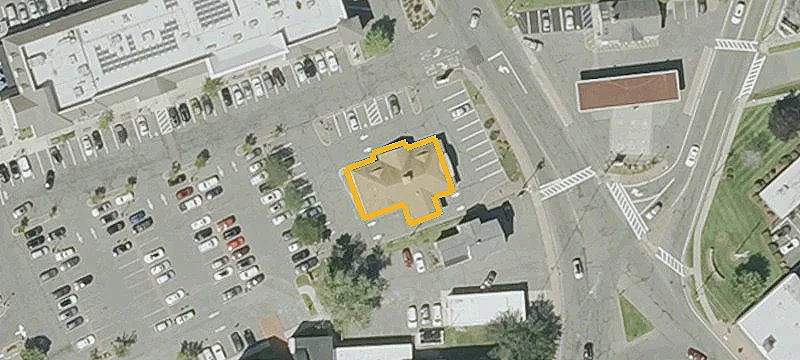 62 Ctr Sq