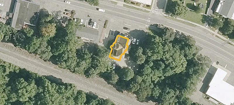 1500 Main St