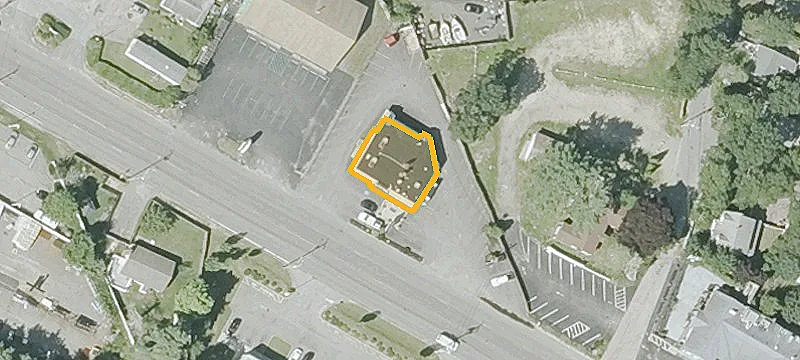 3136 Cranberry Hwy