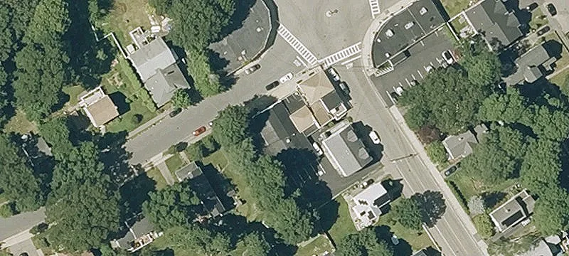 4 Sanderson Ave