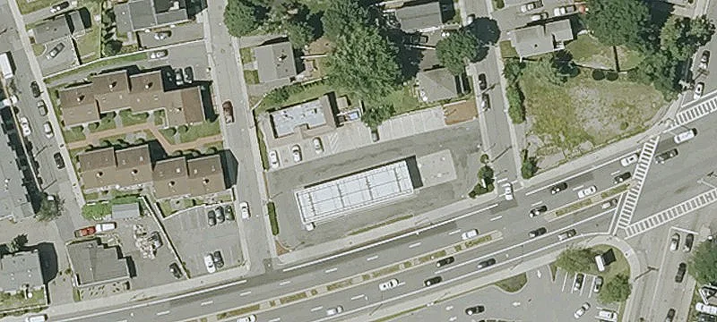 710 Gallivan Blvd