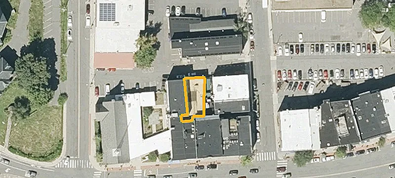 10 Button St