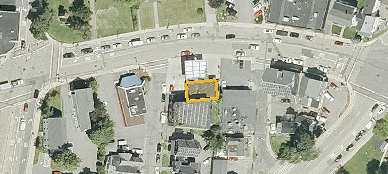 50 Main St