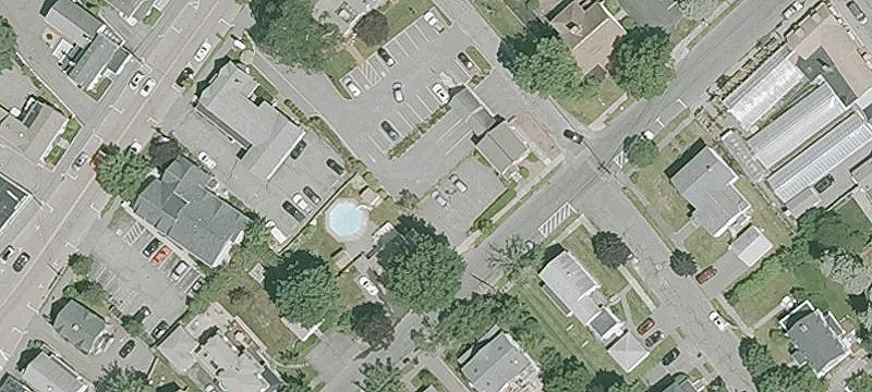 12 Park St