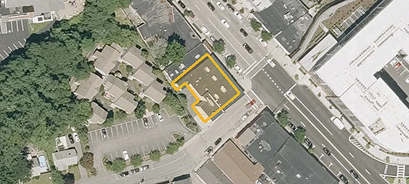 6 Commercial St