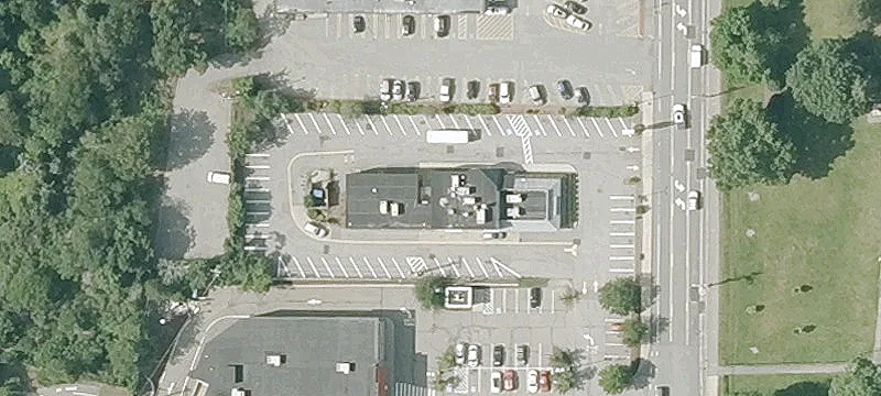 822 Lexington St