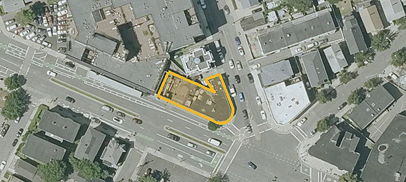 499 Broadway