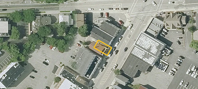 949 Main St